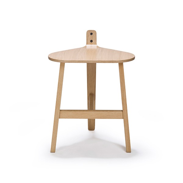 BRONCO STOOL - Clear Lacquered Oak