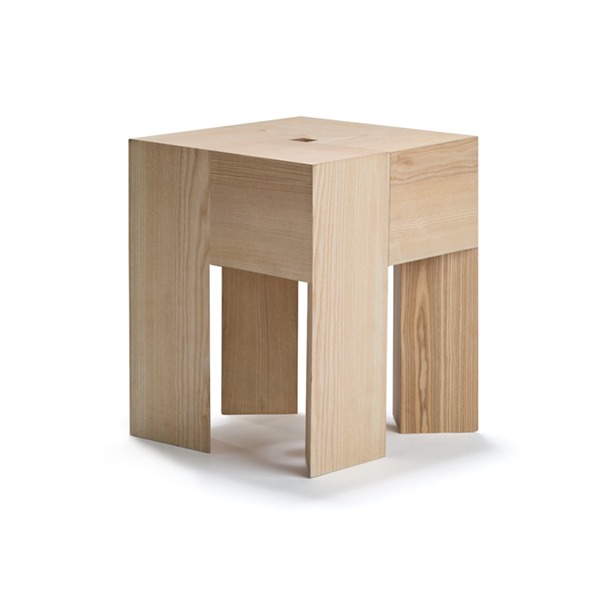 TRIANGLE STOOL - Solid Ash